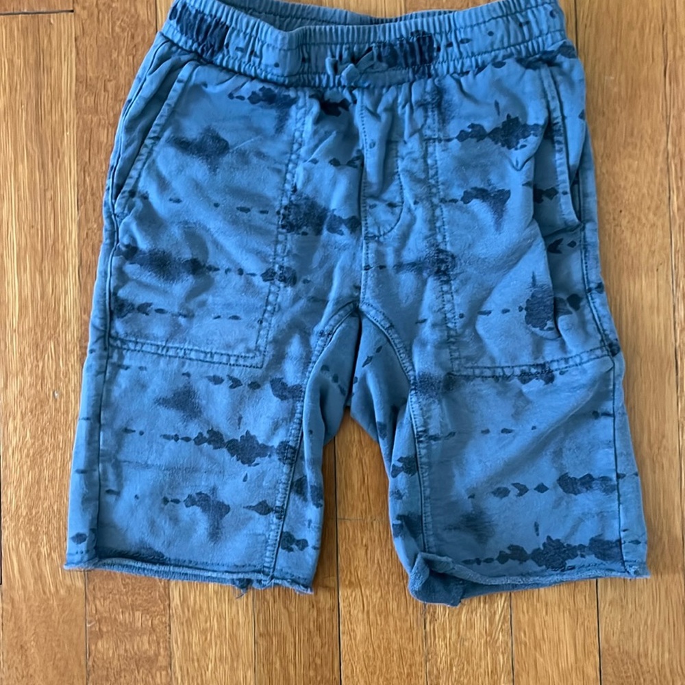 Tea Collection boys shorts in blue tie dye